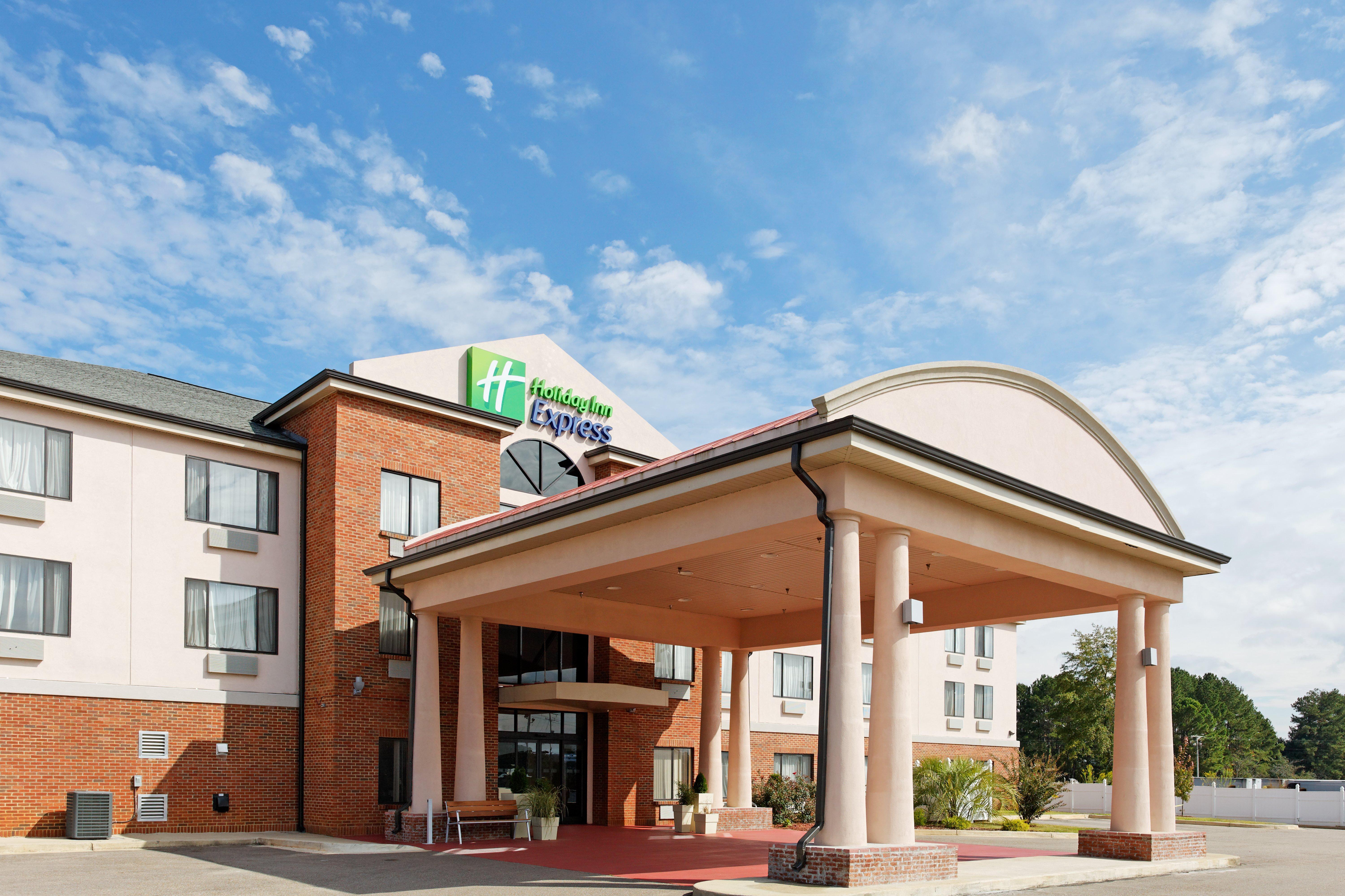 Holiday Inn Express & Suites Sylacauga מראה חיצוני תמונה