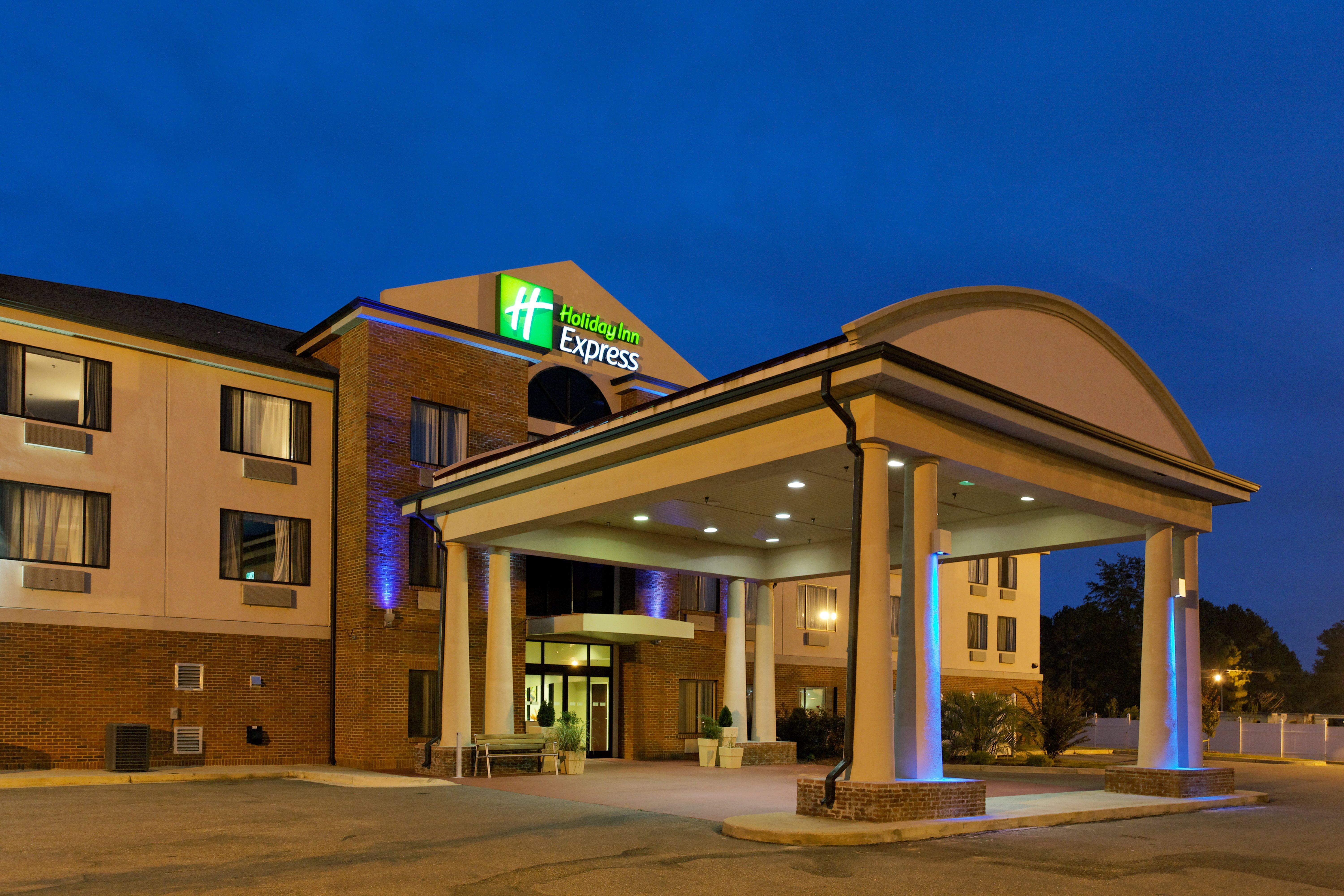 Holiday Inn Express & Suites Sylacauga מראה חיצוני תמונה